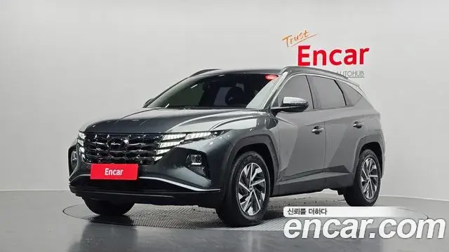 Hyundai Tucson Hybrid 2022 — Photo 16/20