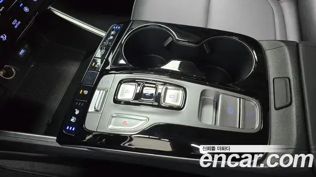 Hyundai Tucson Hybrid 2022 — Photo 18/20