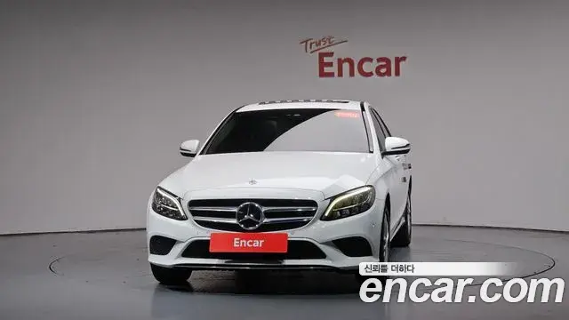 Mercedes-Benz C-Class 2020 — ფოტო 27/34
