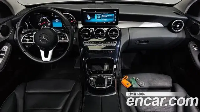Mercedes-Benz C-Class 2020 — ფოტო 28/34