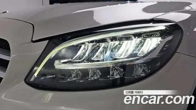 Mercedes-Benz C-Class 2020 — ფოტო 34/34