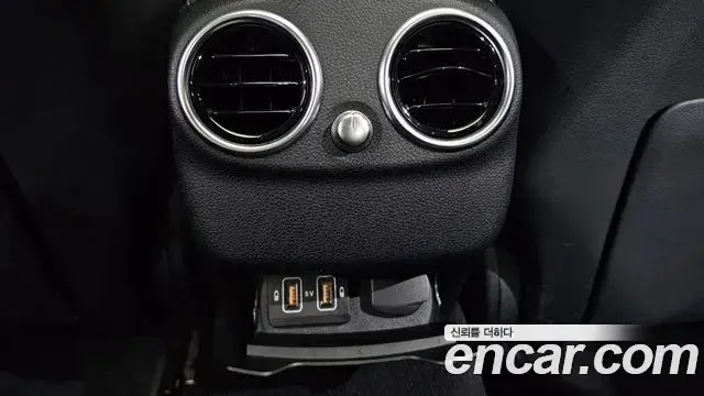 Mercedes-Benz C-Class 2020 — ფოტო 17/34