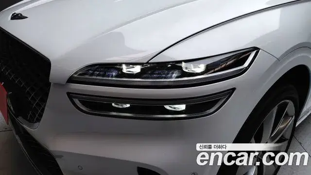 Genesis GV70 2023 — Şəkil 28/31