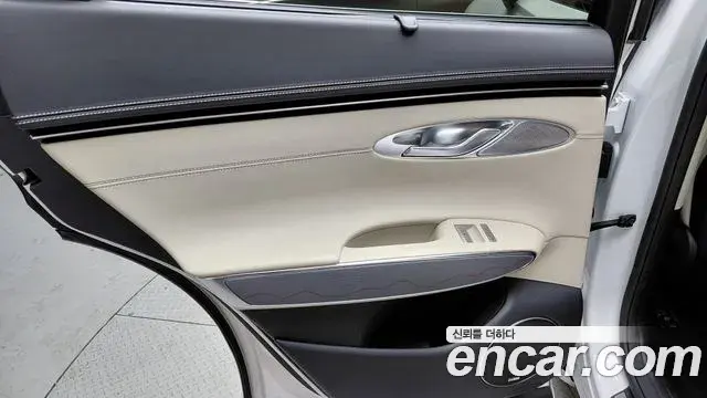 Genesis GV70 2023 — Şəkil 5/31