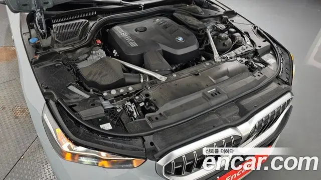 BMW 5 Series 2024 — Photo 13/35