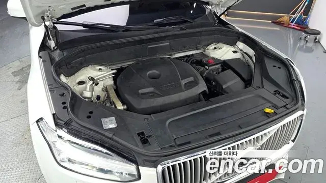Volvo XC90 2019 — Şəkil 15/35