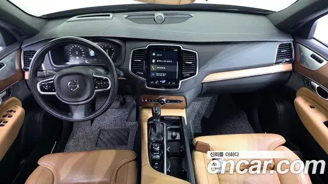 Volvo XC90 2019 — Şəkil 9/35