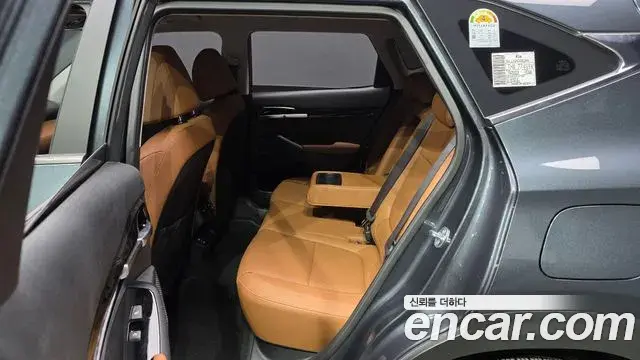 Kia Seltos 2025 — Şəkil 25/32