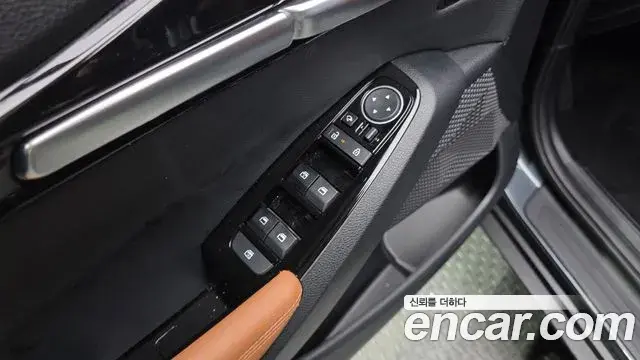 Kia Seltos 2025 — Şəkil 27/32