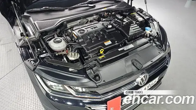 Volkswagen Arteon 2019 — Şəkil 26/31
