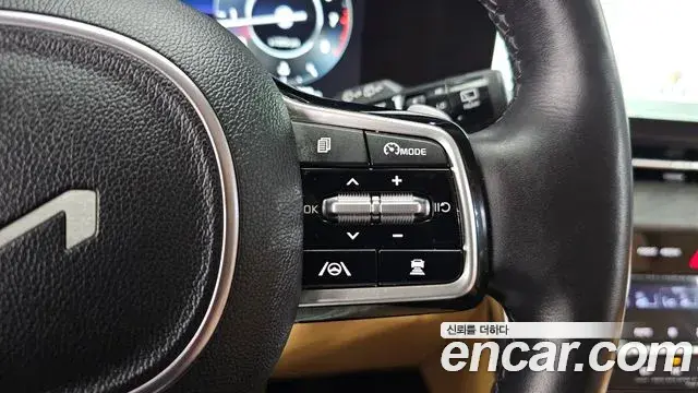 Kia Carnival 2022 — Фото 14/20