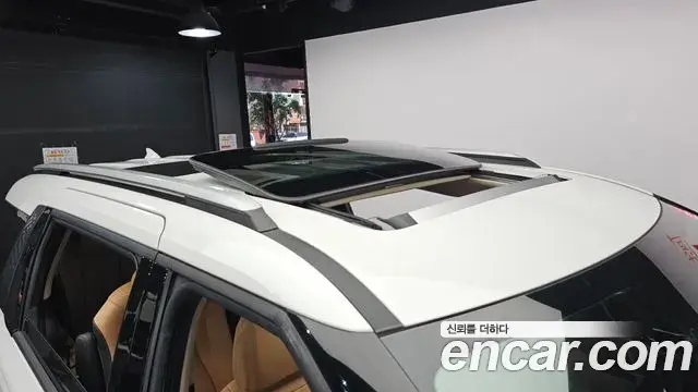 Kia Carnival 2022 — Фото 16/20