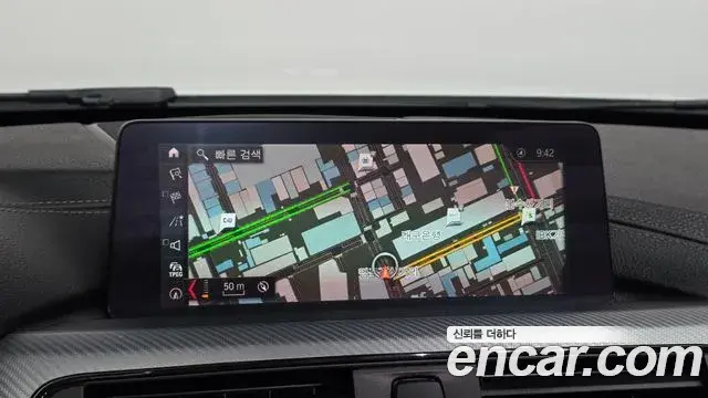 BMW 3 Series 2018 — Şəkil 19/20