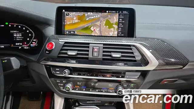 BMW X4M 2021 — ფოტო 21/33