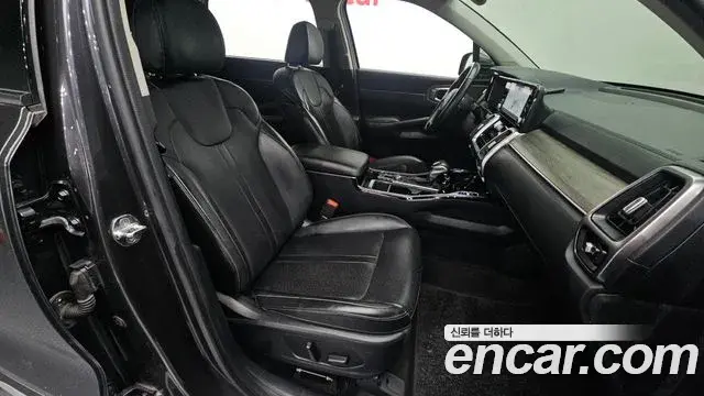 Kia Sorento 2021 — Фото 11/20