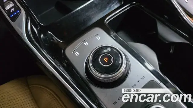 Kia Sorento 2022 — Photo 20/31