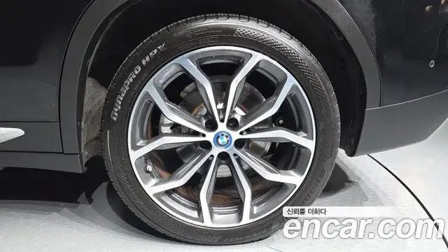 BMW X3 2022 — Photo 12/34
