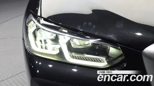 BMW X3 2022 — Photo 11/34