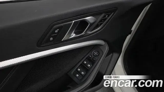 BMW 1 Series 2021 — Photo 36/36