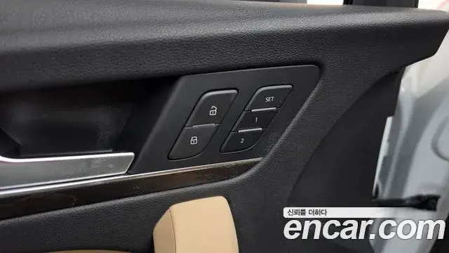 Audi Q5 2022 — Photo 9/34