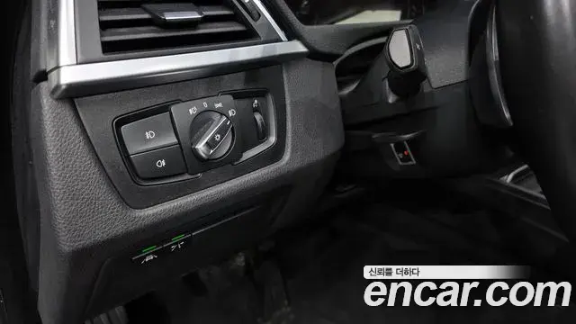 BMW 4 Series 2019 — Photo 20/32
