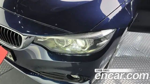 BMW 4 Series 2019 — Photo 9/32