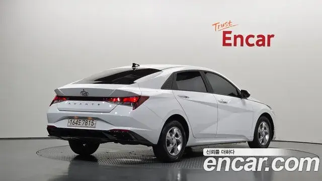 Hyundai The New Avante Hybrid 2021 — Şəkil 23/30