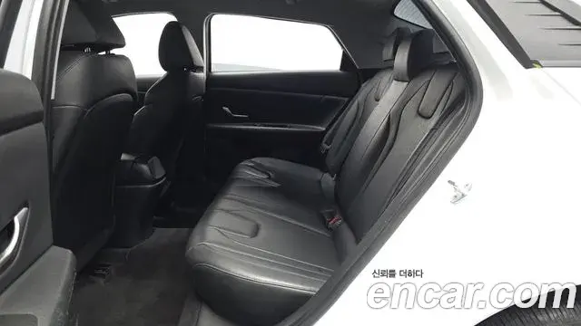 Hyundai The New Avante Hybrid 2021 — Şəkil 20/30
