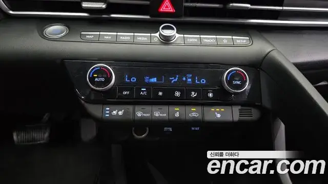 Hyundai The New Avante Hybrid 2021 — Şəkil 12/30