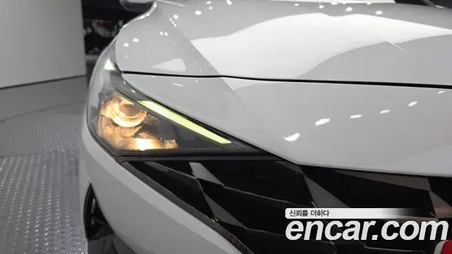 Hyundai The New Avante Hybrid 2021 — Şəkil 16/30