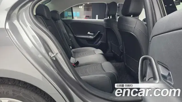 Mercedes-Benz A-Class 2020 — ფოტო 20/20