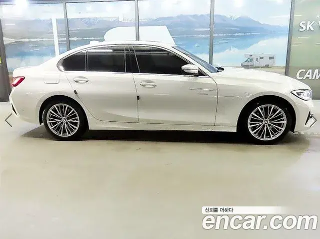 BMW 3 Series 2019 — Photo 13/20