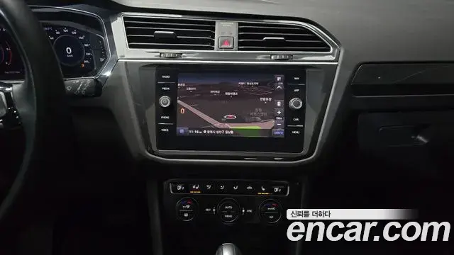 Volkswagen Tiguan 2020 — Photo 7/20