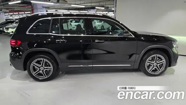 Mercedes-Benz GLB-Class 2025 — Şəkil 20/20