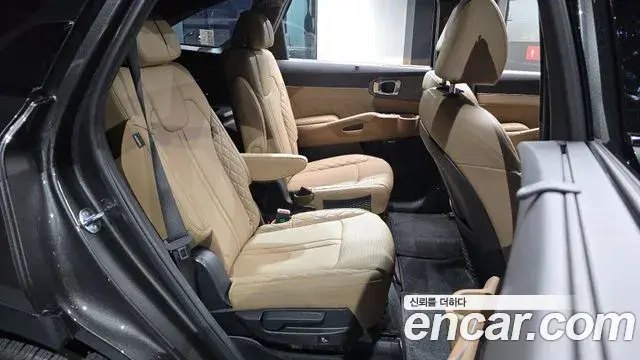 Kia Sorento 2024 — Фото 11/20