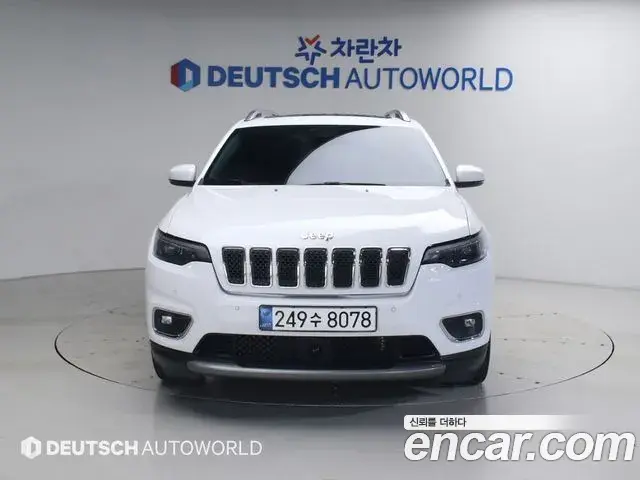 Jeep Cherokee 2021 — Photo 3/20