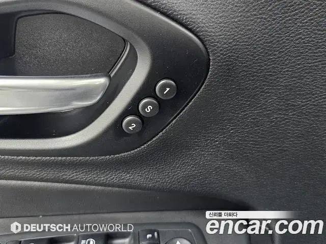 Jeep Cherokee 2021 — Photo 5/20