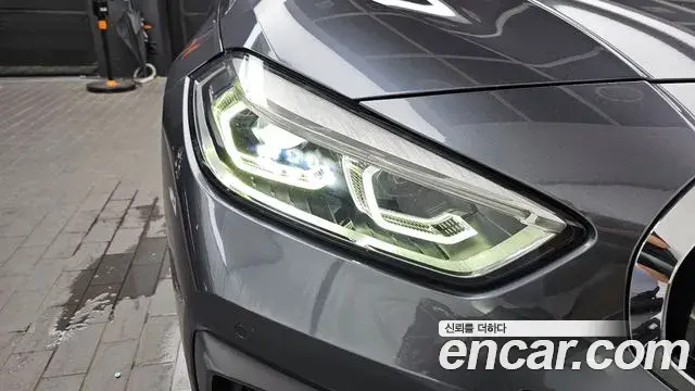 BMW 1 Series 2021 — Şəkil 13/31