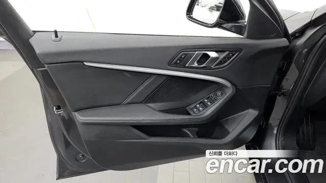 BMW 1 Series 2021 — Şəkil 6/31
