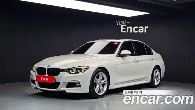 BMW 3 Series 2018 — Şəkil 17/20