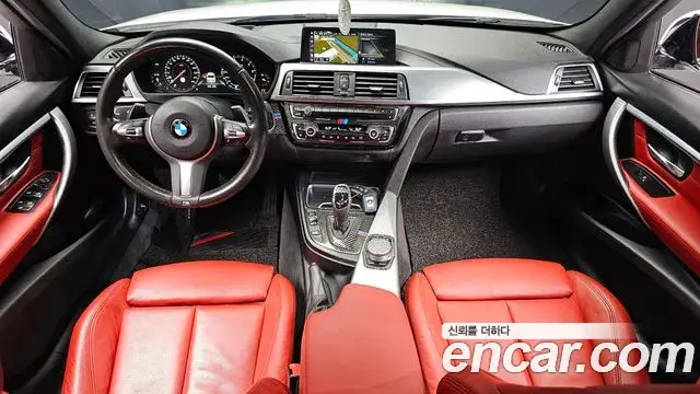 BMW 3 Series 2018 — Şəkil 15/20