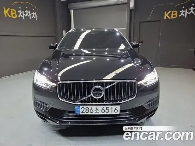 Volvo XC60 2021 — Şəkil 17/20