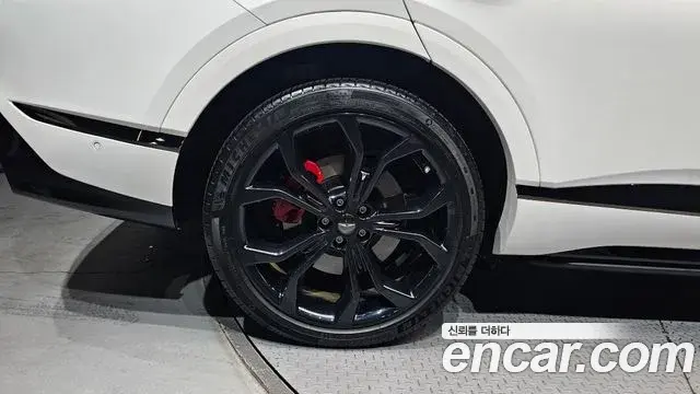 Genesis GV80 Coupe 2024 — ფოტო 14/30