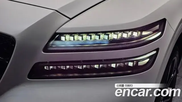 Genesis GV80 Coupe 2024 — ფოტო 19/30
