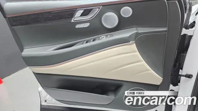 Genesis GV80 Coupe 2024 — ფოტო 27/30