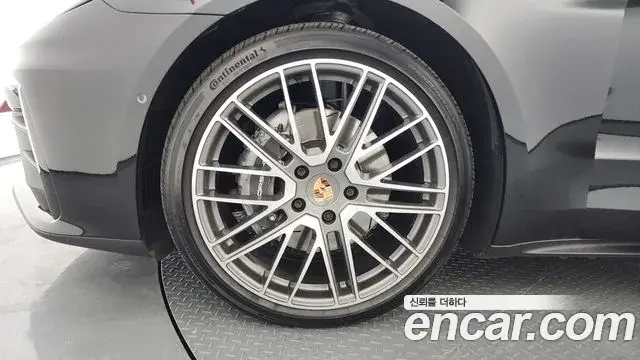 Porsche Panamera 2024 — Şəkil 7/35