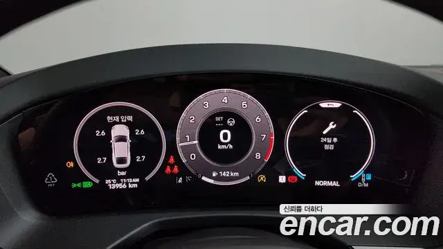 Porsche Panamera 2024 — Şəkil 10/35