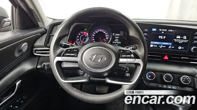 Hyundai Avante 2022 — Фото 13/20