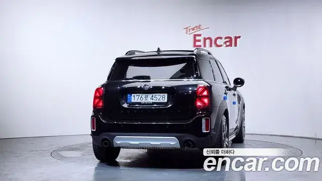 Mini Cooper S Countryman 2023 — Şəkil 12/20