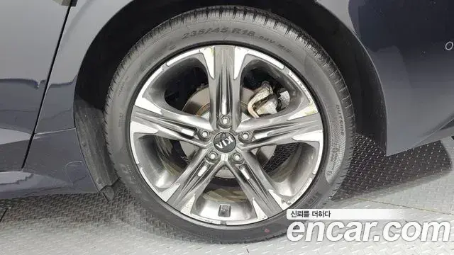 Kia K5 2020 — Photo 4/32